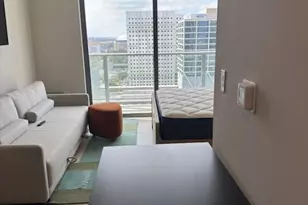 11 NE 6th St, Miami, FL 33132 - Photo 9