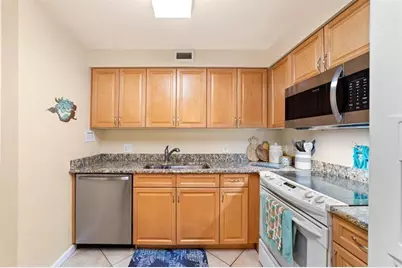 1000 Spanish River Road #2P, Boca Raton, FL 33432 - Photo 7