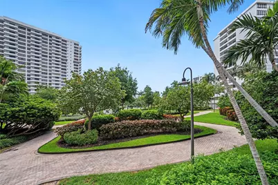600 Three Islands Boulevard #301, Hallandale Beach, FL 33009 - Photo 21