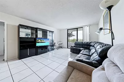 600 Three Islands Boulevard #301, Hallandale Beach, FL 33009 - Photo 5
