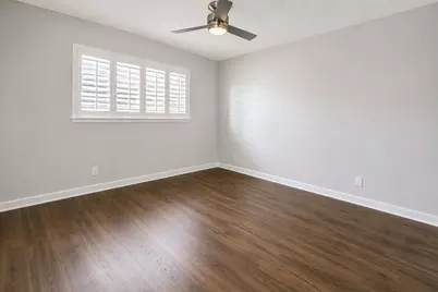 1900 NE 8th Court #204, Fort Lauderdale, FL 33304 - Photo 15
