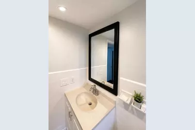 1900 NE 8th Court #204, Fort Lauderdale, FL 33304 - Photo 13