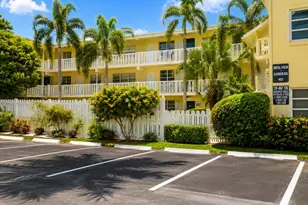 1900 NE 8th Ct, Fort Lauderdale, FL 33304 - Photo 1