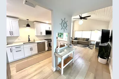 4044 NE Breakwater Drive, Jensen Beach, FL 34957 - Photo 9