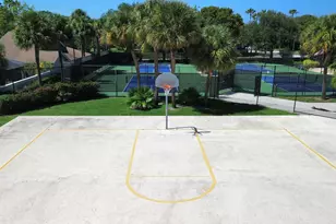125 Harbourside Cir, Jupiter, FL 33477 - Photo 67