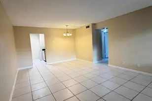 9980 Twin Lakes Dr, Coral Springs, FL 33071 - Photo 9