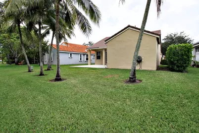 853 Sand Creek Circle, Weston, FL 33327 - Photo 23