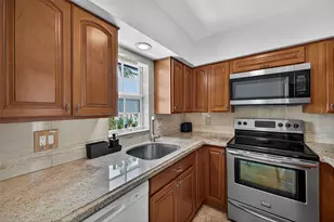 2708 NE 14th Street Causeway, Pompano Beach, FL 33062 - Photo 13