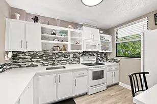 8409 Forest Hills Dr, Coral Springs, FL 33065 - Photo 11