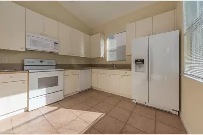 6243 Arlington Way, Fort Pierce, FL 34951 - Photo 5