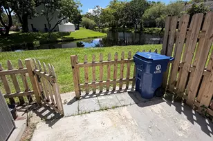 317 Georgian Park Dr, Jupiter, FL 33458 - Photo 13