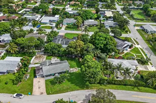 415 SW 7th Ct, Boynton Beach, FL 33435 - Photo 33