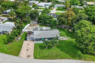 415 SW 7th Ct, Boynton Beach, FL 33435 - Photo 25