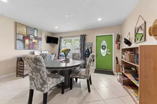 415 SW 7th Ct, Boynton Beach, FL 33435 - Photo 13