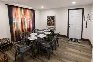 325 NW 135th St, North Miami, FL 33168 - Photo 3