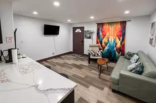 325 NW 135th St, North Miami, FL 33168 - Photo 9