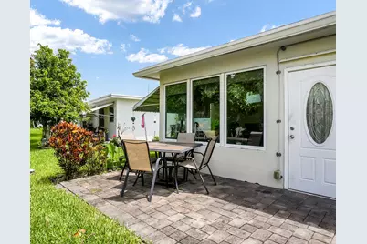 4701 NW 47th Terrace, Tamarac, FL 33319 - Photo 11