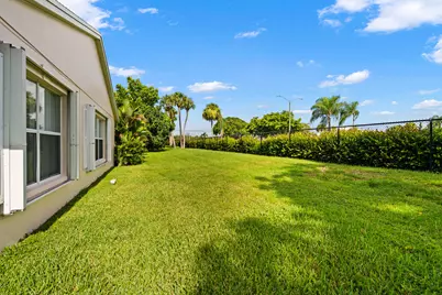 1209 Pine Sage Circle, West Palm Beach, FL 33409 - Photo 17