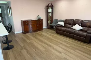 1093 Yarmouth E, Boca Raton, FL 33434 - Photo 9