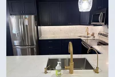 1093 Yarmouth E, Boca Raton, FL 33434 - Photo 3