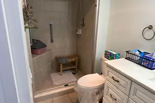 1093 Yarmouth E, Boca Raton, FL 33434 - Photo 11