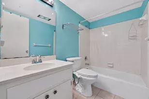 1100 SW 12th Terrace, Fort Lauderdale, FL 33315 - Photo 13