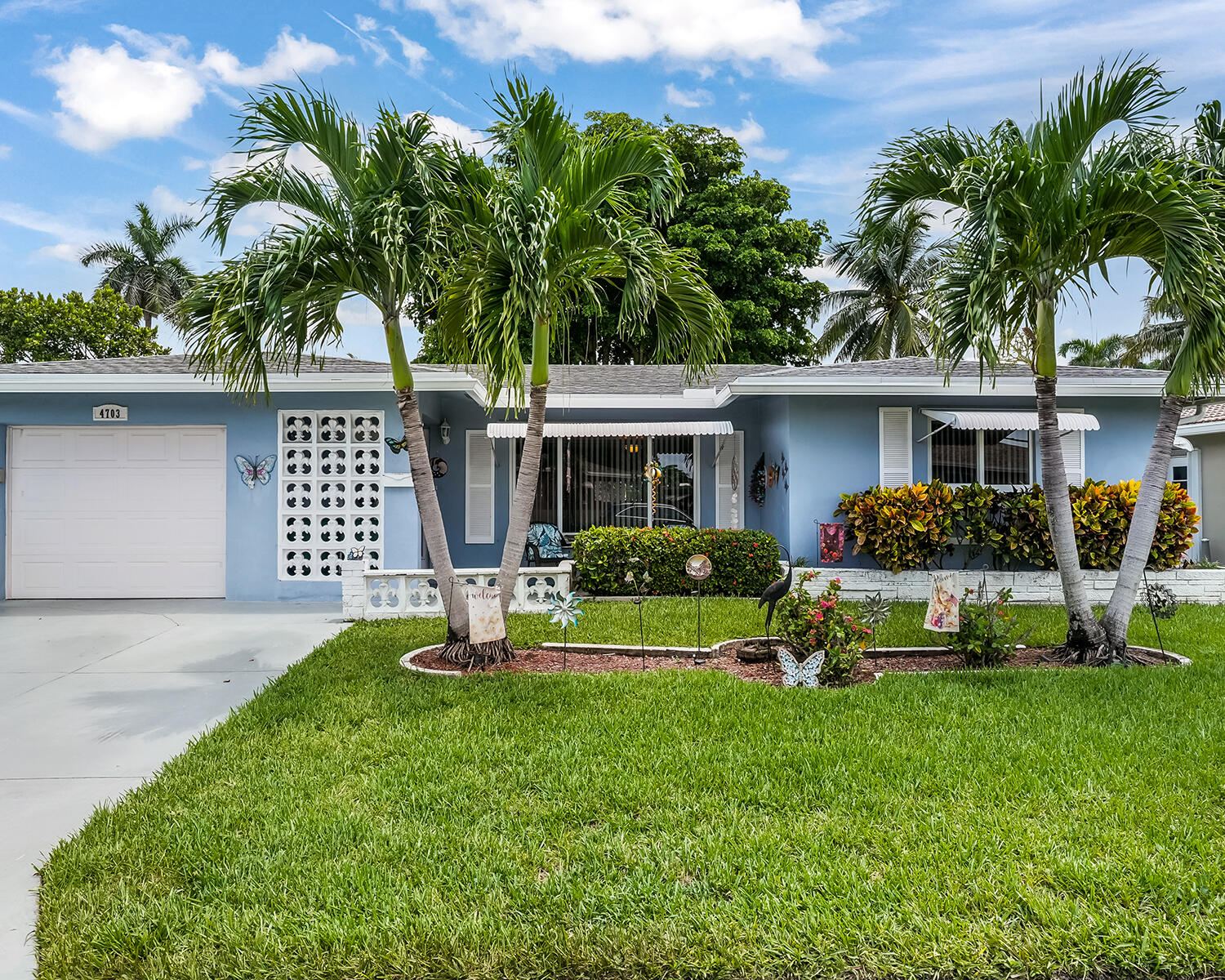 4703 NW 45th Ct - 4703 NW 45th Ct, Tamarac, FL 33319 Luxury Property | Jose Angel Pina