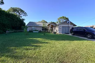 2685 SE Mariposa Ave, Port Saint Lucie, FL 34952 - Photo 1
