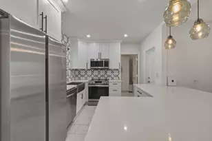801 NE 19th Terrace, Fort Lauderdale, FL 33304 - Photo 13