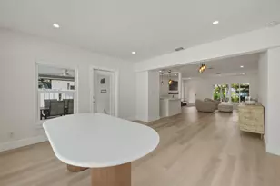 801 NE 19th Terrace, Fort Lauderdale, FL 33304 - Photo 17