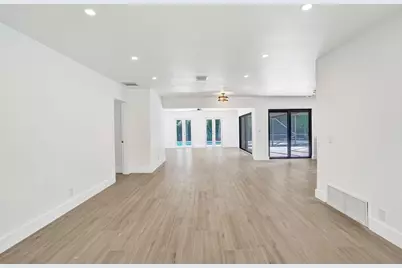1250 SW 4th Street, Boca Raton, FL 33486 - Photo 9