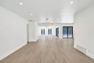 1250 SW 4th St, Boca Raton, FL 33486 - Photo 9