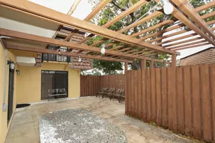 2815 28th Ln, Greenacres, FL 33463 - Photo 5