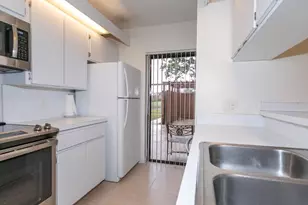 2815 28th Ln, Greenacres, FL 33463 - Photo 11