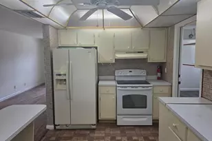 7195 NW 9th Ct, Margate, FL 33063 - Photo 11