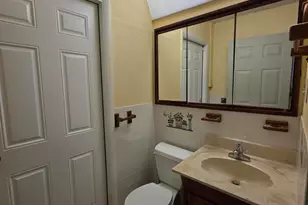 7195 NW 9th Ct, Margate, FL 33063 - Photo 9