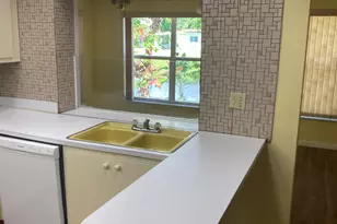 7195 NW 9th Ct, Margate, FL 33063 - Photo 11