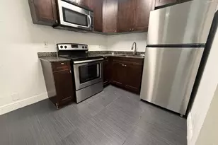 37 SW 14th St, Dania Beach, FL 33004 - Photo 3
