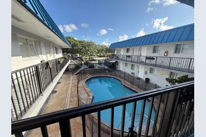 37 SW 14th Street #17, Dania Beach, FL 33004 - Photo 17