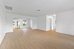 319 29th St, West Palm Beach, FL 33407 - Photo 5