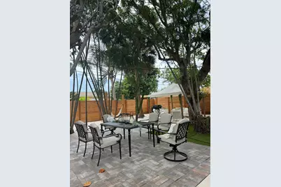 829 Macy Street, West Palm Beach, FL 33405 - Photo 11