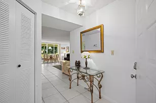 106 Half Moon Cir, Hypoluxo, FL 33462 - Photo 3