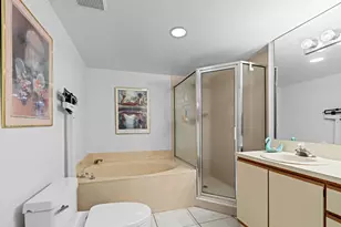 106 Half Moon Cir, Hypoluxo, FL 33462 - Photo 19