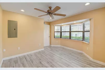1316 Date Palm Drive #Rear, Lantana, FL 33462 - Photo 5