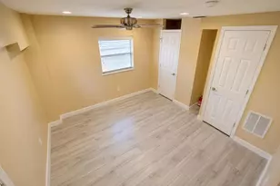 1316 Date Palm Dr, Lantana, FL 33462 - Photo 11