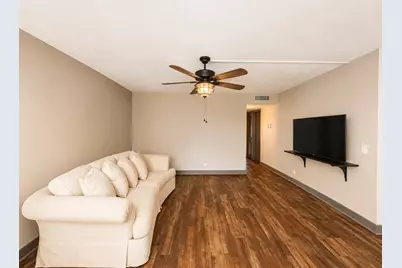 99 Flanders C, Delray Beach, FL 33484 - Photo 5