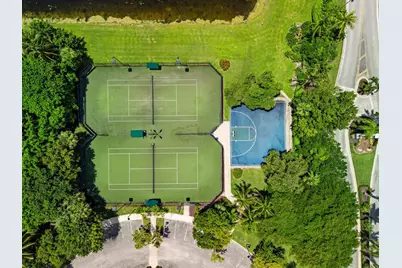 10594 Versailles Boulevard, Wellington, FL 33449 - Photo 49