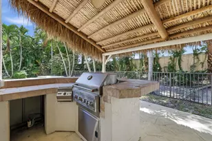 10594 Versailles Blvd, Wellington, FL 33449 - Photo 39