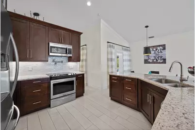 13741 Sheffield Street, Wellington, FL 33414 - Photo 9