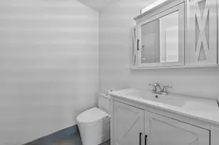 17051 NE 35th Ave, North Miami Beach, FL 33160 - Photo 7
